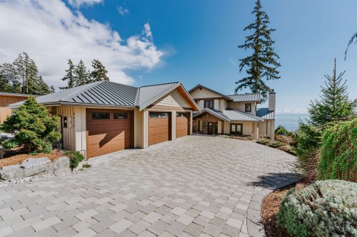 6035 Silverstone Lane, Sechelt, BC 