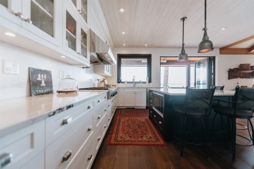 6035 Silverstone Lane, Sechelt, BC 