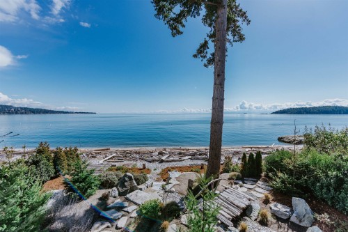 6035 Silverstone Lane, Sechelt, BC 