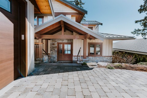 6035 Silverstone Lane, Sechelt, BC 