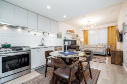 112-3038 St. George Street Port Moody, BC V3H 0L3