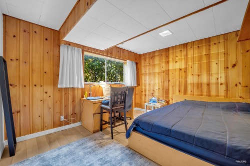 4578 Capilano Road, North Vancouver, BC 