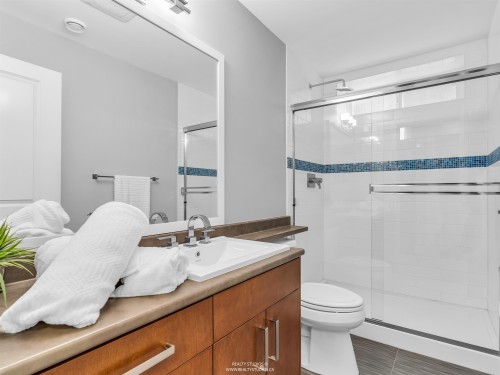 66 57Th Avenue E, Vancouver, BC 