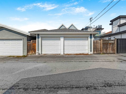 66 57Th Avenue E, Vancouver, BC 