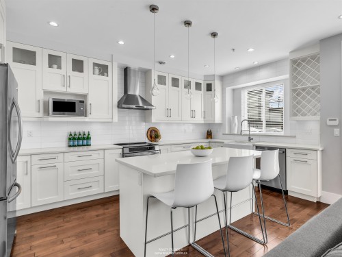 66 57Th Avenue E, Vancouver, BC 