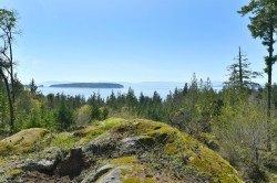 10741 Wood Bay Heights Road Halfmoon Bay, BC V7Z 1B8