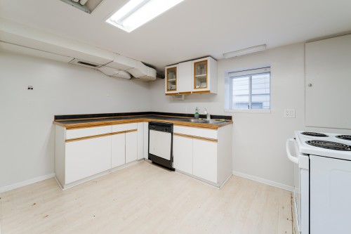 7475 Knight Street, Vancouver, BC 