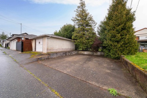 7475 Knight Street, Vancouver, BC 