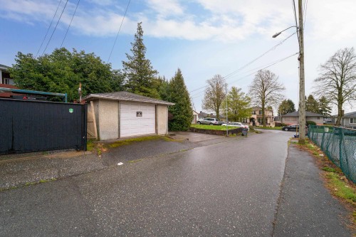 7475 Knight Street, Vancouver, BC 