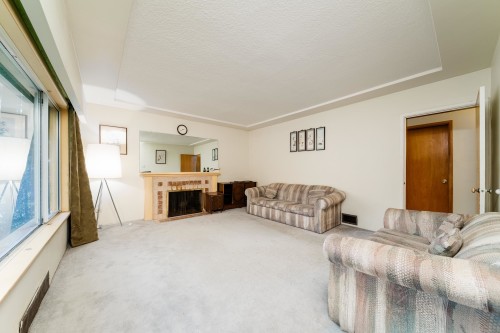 7475 Knight Street, Vancouver, BC 