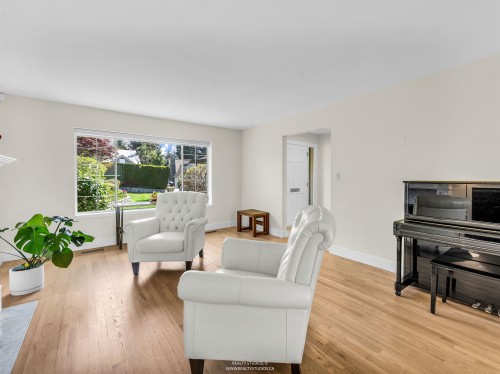 1405 20Th Street, West Vancouver, BC 
