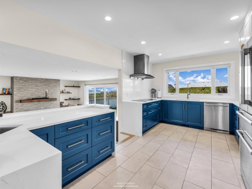 1405 20Th Street, West Vancouver, BC 