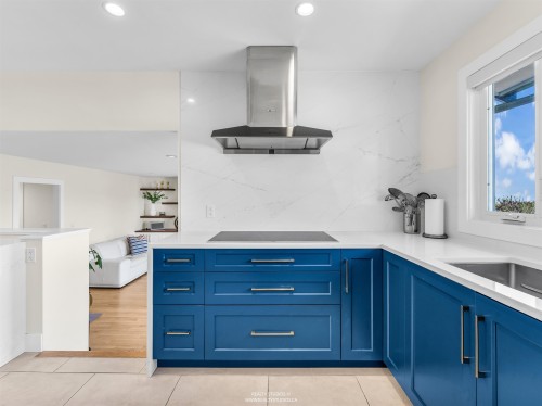 1405 20Th Street, West Vancouver, BC 