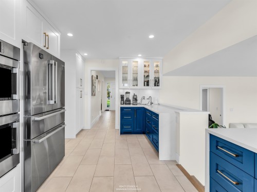 1405 20Th Street, West Vancouver, BC 