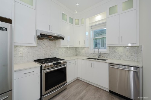 4737 Gothard Street, Vancouver, BC 