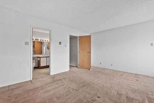 1465 Clyde Avenue, West Vancouver, BC 