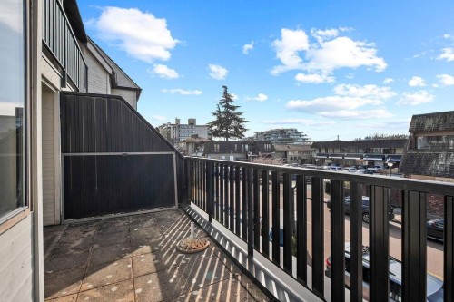 1465 Clyde Avenue, West Vancouver, BC 