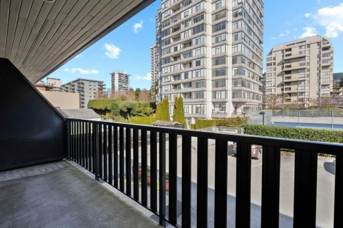 1465 Clyde Avenue, West Vancouver, BC 