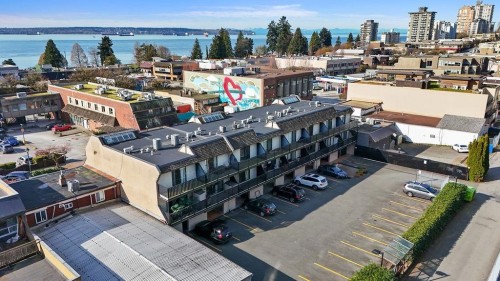 1465 Clyde Avenue, West Vancouver, BC 