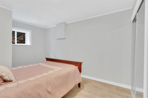 1177 15Th Street E, North Vancouver, BC 