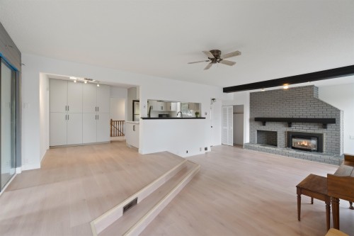 1177 15Th Street E, North Vancouver, BC 