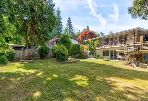 1177 15Th Street E, North Vancouver, BC 