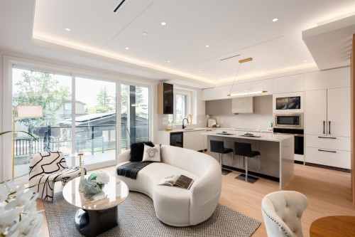 2020 Nanton Avenue, West Vancouver, BC 