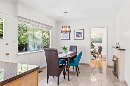 1211 Chartwell Drive, West Vancouver, BC 