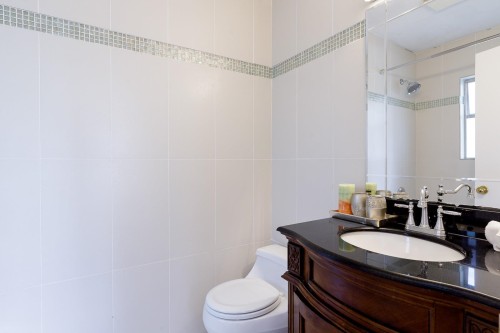 1211 Chartwell Drive, West Vancouver, BC 