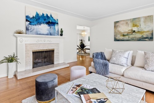 1211 Chartwell Drive, West Vancouver, BC 