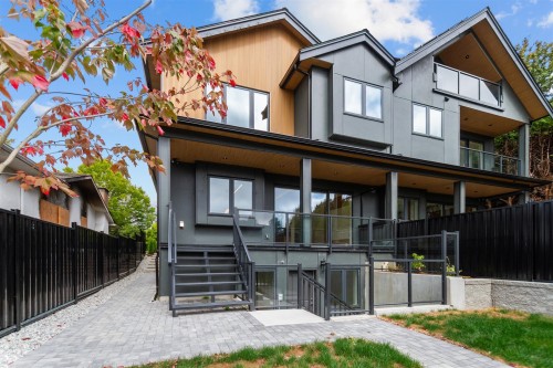 2022 Nanton Avenue, West Vancouver, BC 