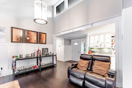 21315 River Road, Maple Ridge, BC 