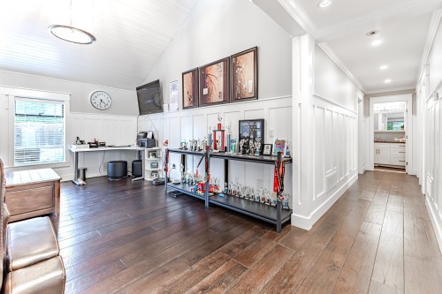 21315 River Road, Maple Ridge, BC 