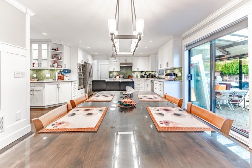 21315 River Road, Maple Ridge, BC 