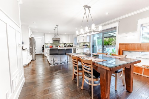 21315 River Road, Maple Ridge, BC 