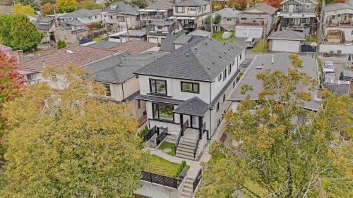 583 60Th Avenue E, Vancouver, BC 