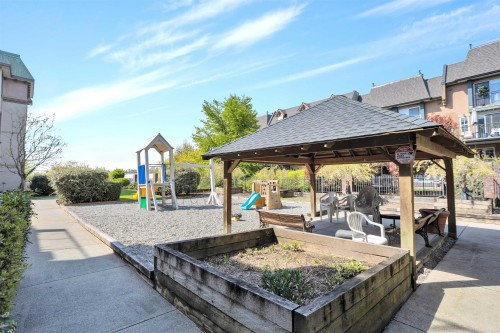 417-1591 Booth Avenue, Coquitlam, BC 