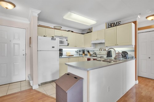 417-1591 Booth Avenue, Coquitlam, BC 