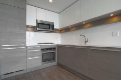 4485 Skyline Drive Burnaby, BC V5C 0J2