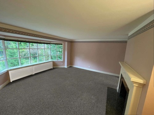 5692 Marine Drive, West Vancouver, BC 