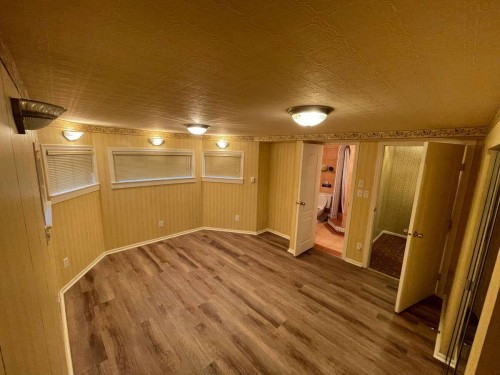 5692 Marine Drive, West Vancouver, BC 