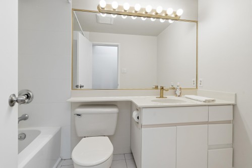 2493 Haywood Avenue, West Vancouver, BC 