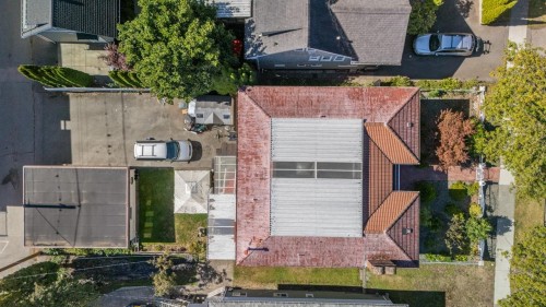 2472 12Th Avenue E, Vancouver, BC 