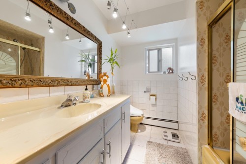 2472 12Th Avenue E, Vancouver, BC 
