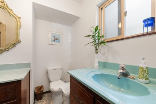 2472 12Th Avenue E, Vancouver, BC 