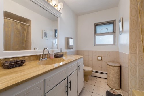 2472 12Th Avenue E, Vancouver, BC 