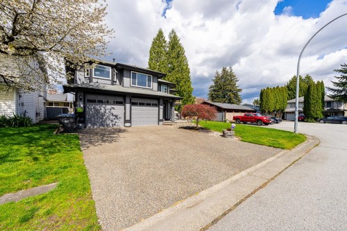 1741 Pekrul Place, Port Coquitlam, BC 