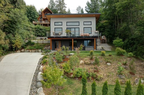 5933 Sandy Hook Road  Sechelt, BC V7Z 0P4