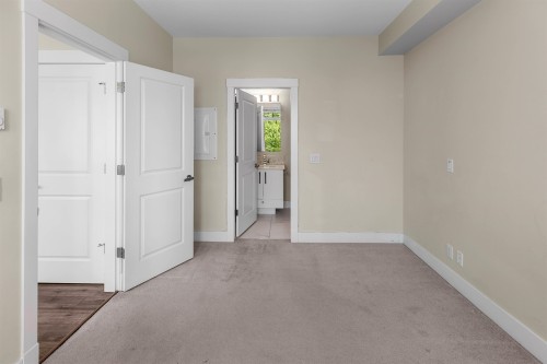 311-22327 River Road, Maple Ridge, BC - Indoor Photo Showing Other Room
