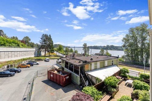 311-22327 River Road, Maple Ridge, BC - Outdoor